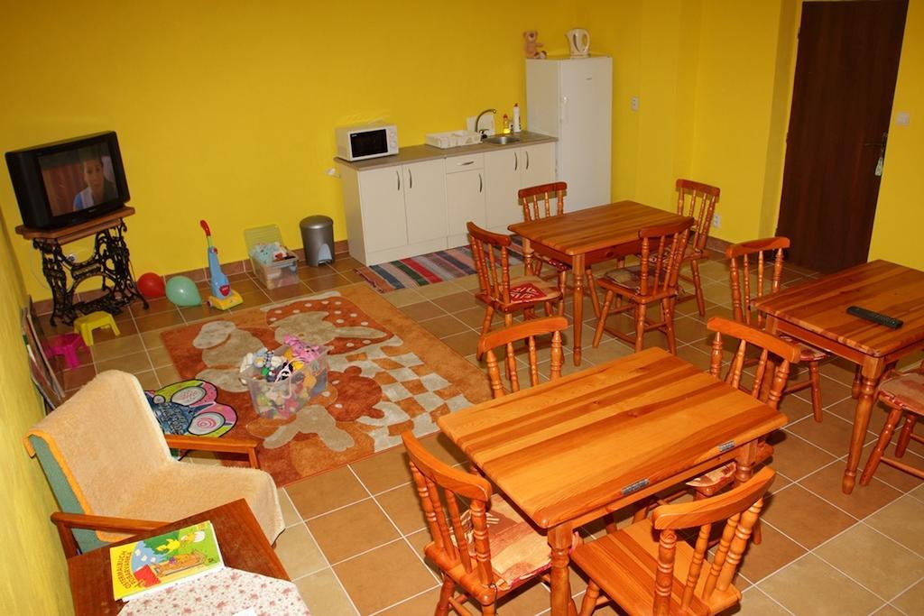 Villa Victoria Penzion Liptovský Ján Exteriör bild